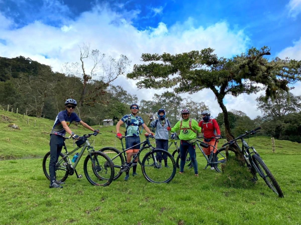 Cabana Anturios San José Eksteriør billede